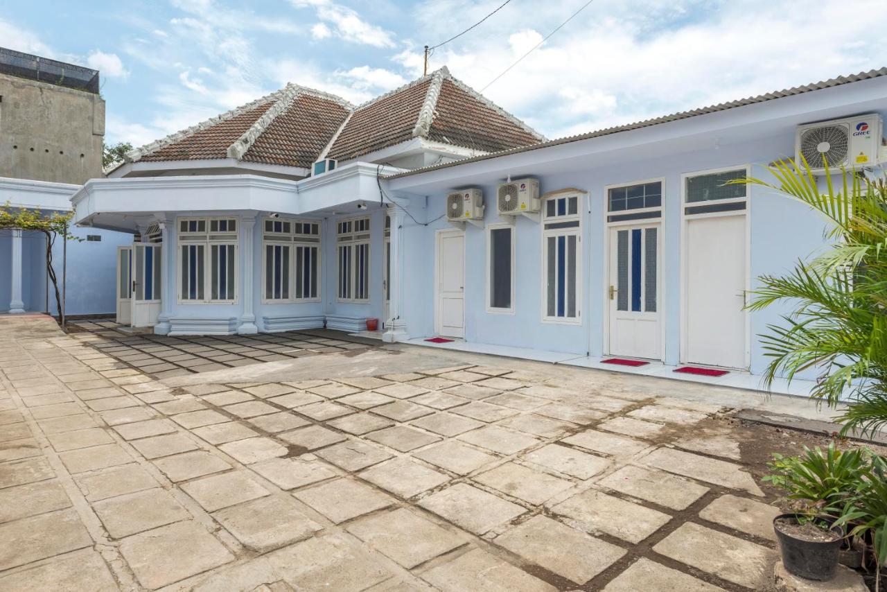 Reddoorz Syariah @ Bondowoso City Center Dış mekan fotoğraf